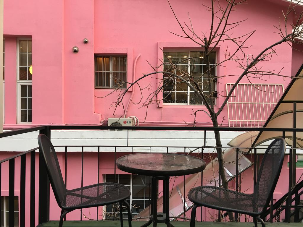 Hongdae Nanu Kpop Guest house 2*